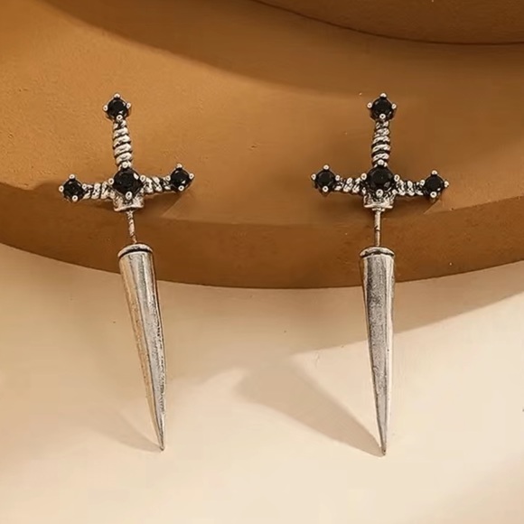 Dagger Earrings - Picture 3 of 3